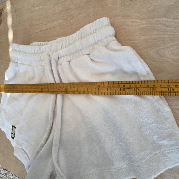 Daily Drills White Terry Cloth Shorts XS/S - Picture 8 of 11